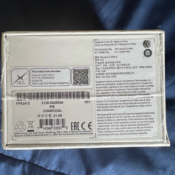 Bowers and Wilkins Bluetooth wireless in ear headphone brand new - Picture 2 of 4